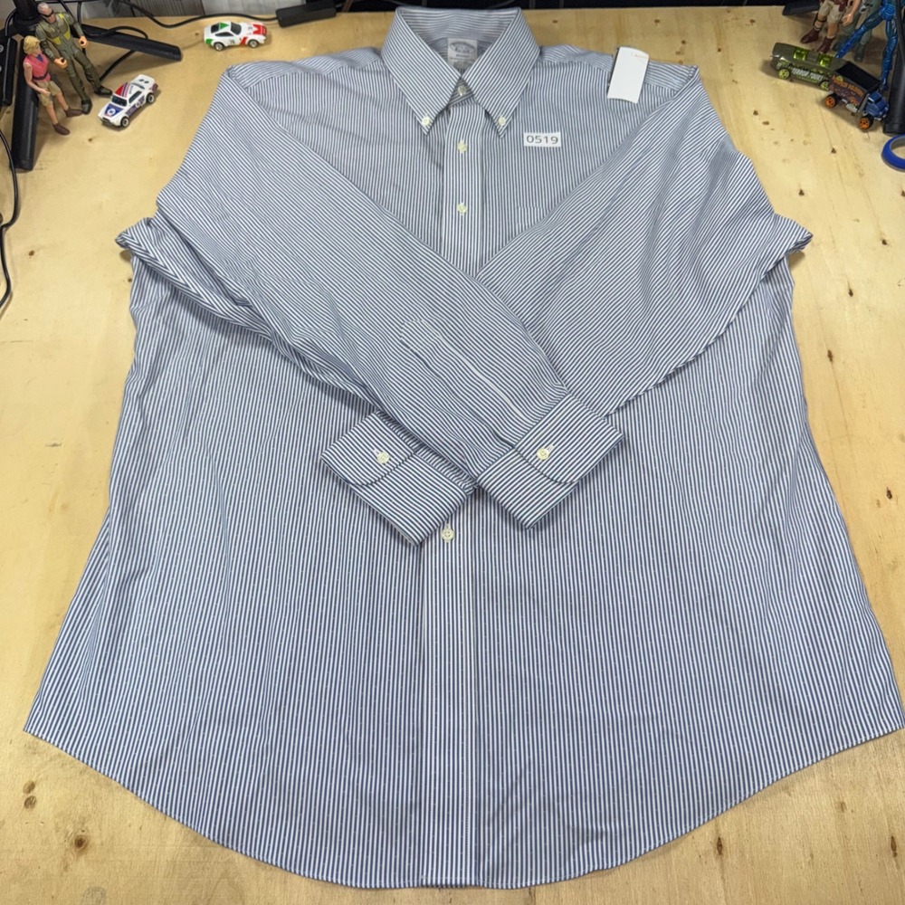 Brooks Brothers Regent Mens 17.5 35 Blue Striped Non Iron Supima Cotton Shirt